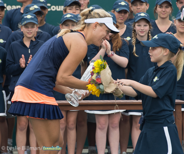 FCCKerberAccpetsFlowersApril122015